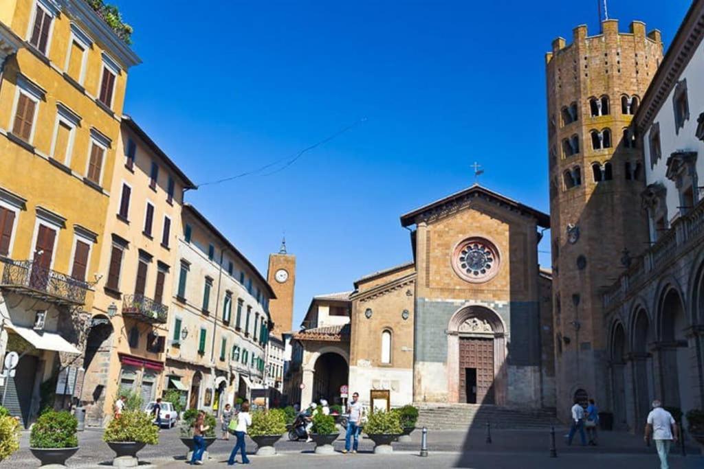 ...All'Archetto Di Sant'Andrea......Pieno Centro Orvieto Exteriör bild